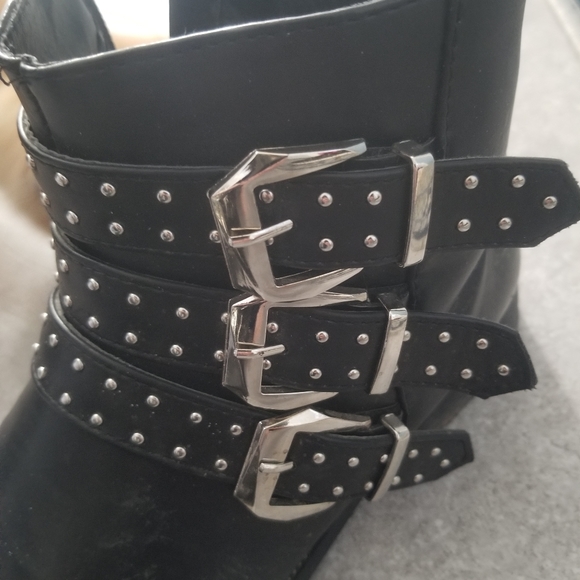 Wanted boots - Picture 4 of 7